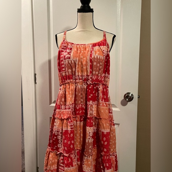 Beachlunchlounge Sundress. Size L. Red/salmon color. - Picture 2 of 3